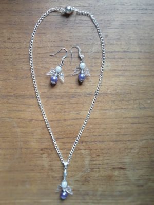 Angel necklace and earrings set